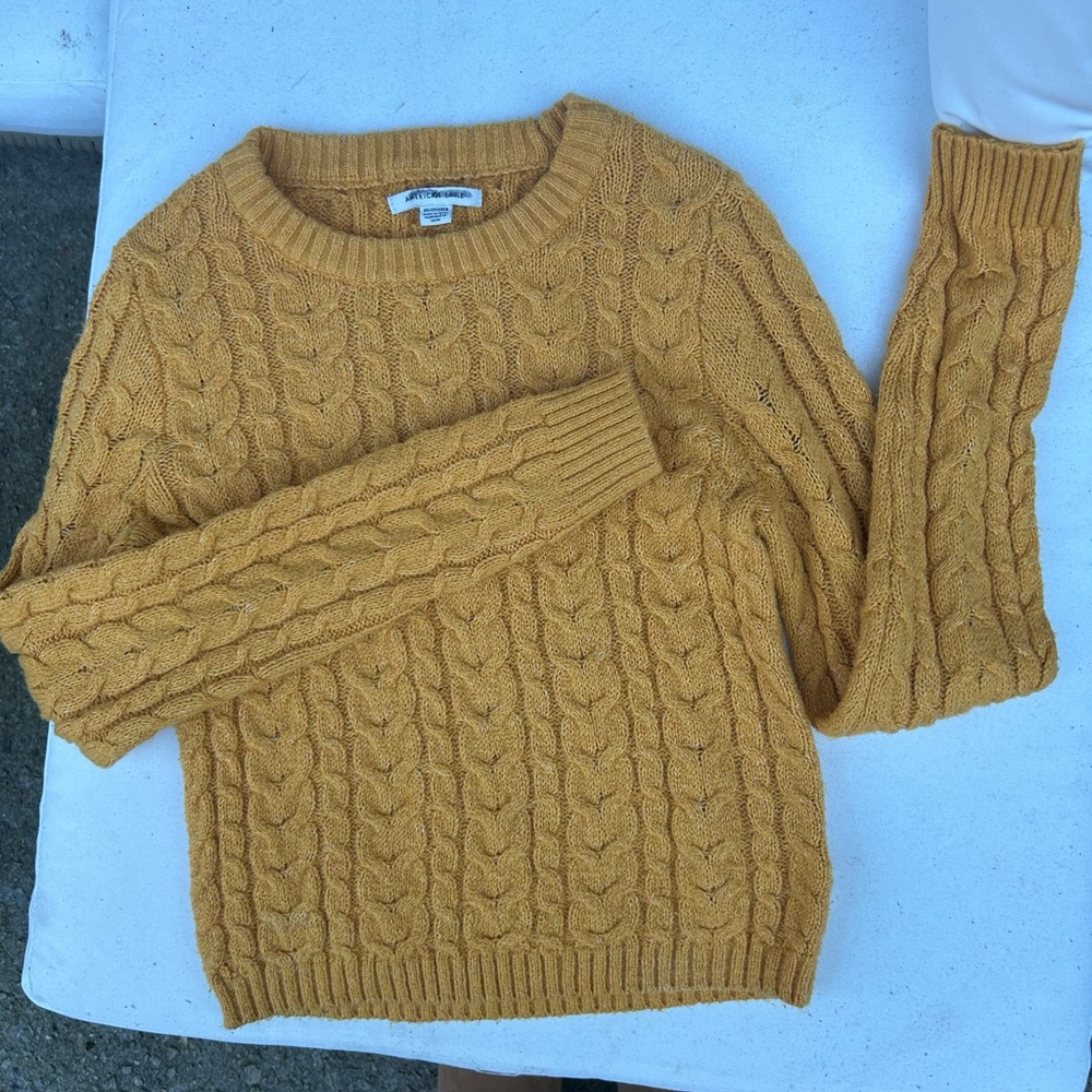 American Eagle mustard sweater